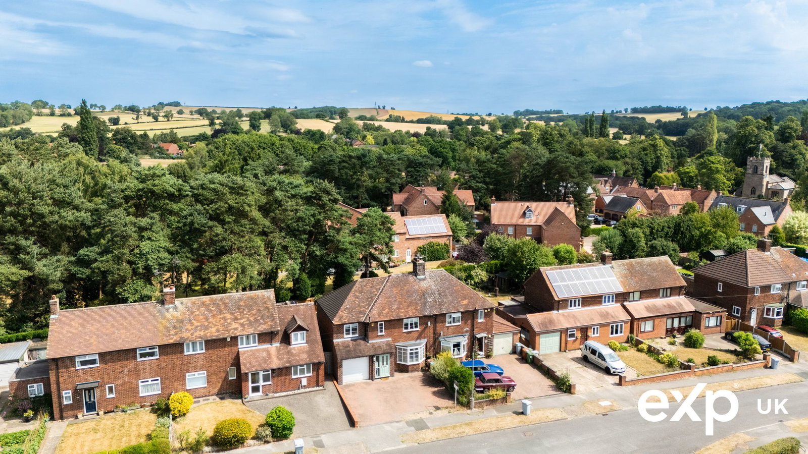 Semi Detached House in Southwell