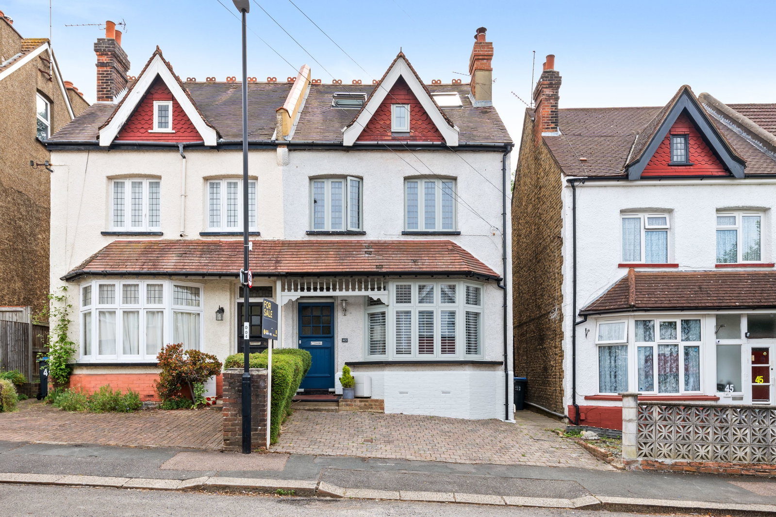 Semi Detached House in South Croydon