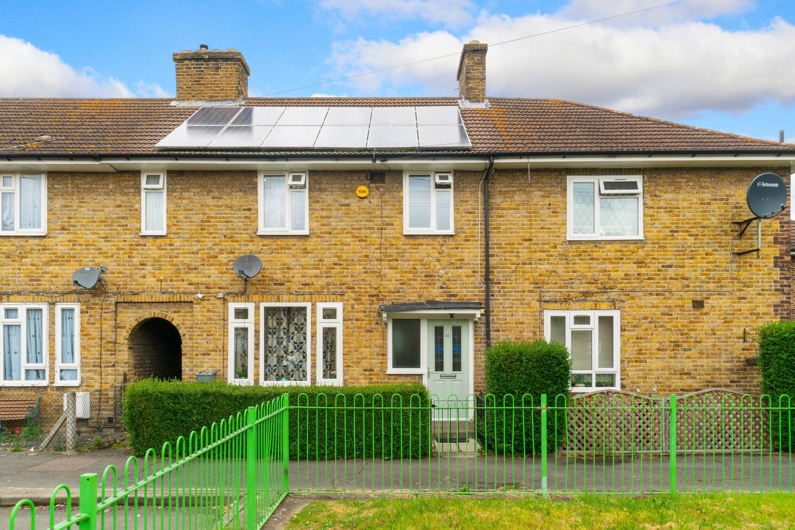 Terraced House for sale in London, Swallands Road, SE6 3HX, 1071 m²