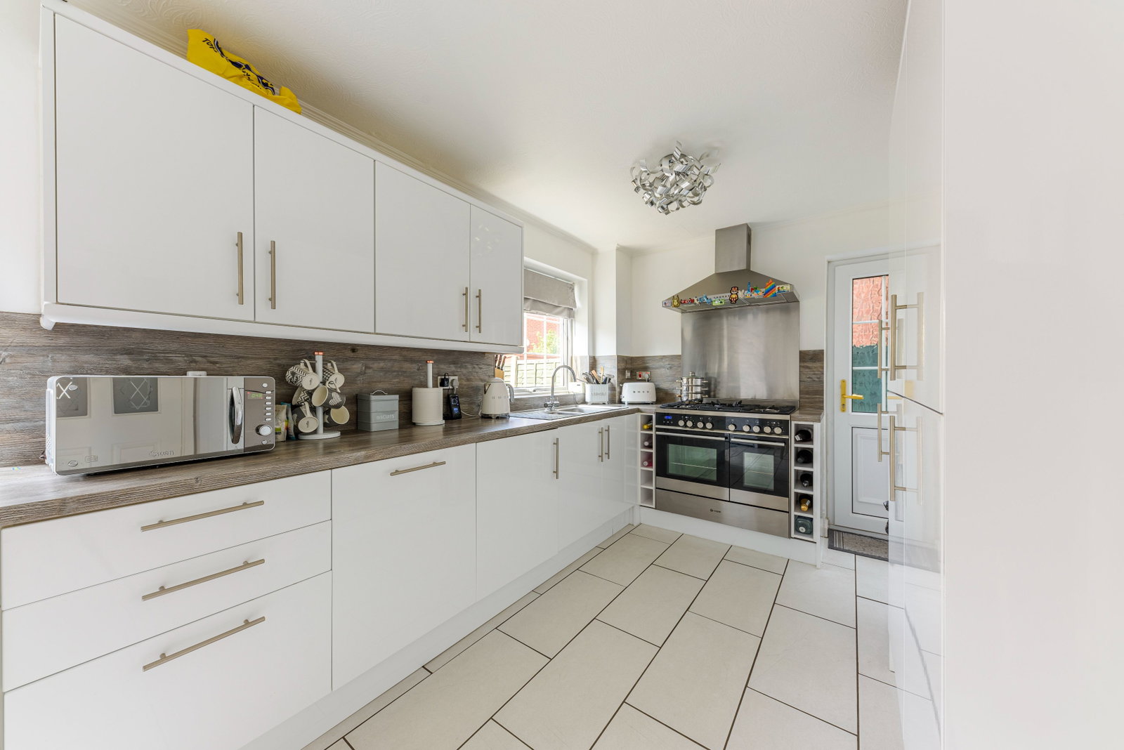 Semi Detached House for sale in Birmingham, Broadhidley Drive, Birmingham, B32 3QN