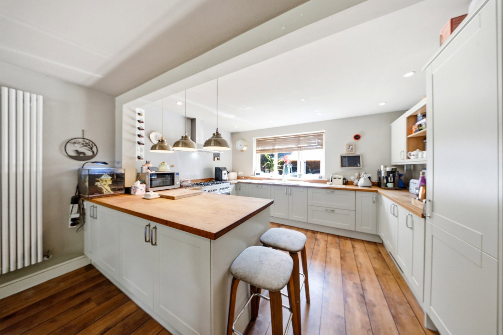 Detached House for sale in Alton, Shelleys Lane, East Worldham, GU34 3AQ, 2463 m²