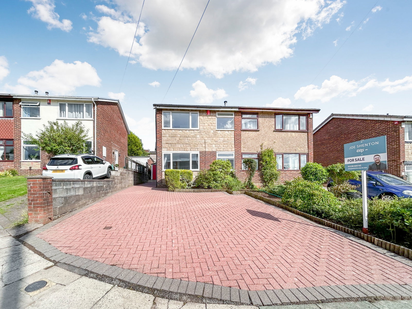 Semi Detached House in Stoke-on-Trent