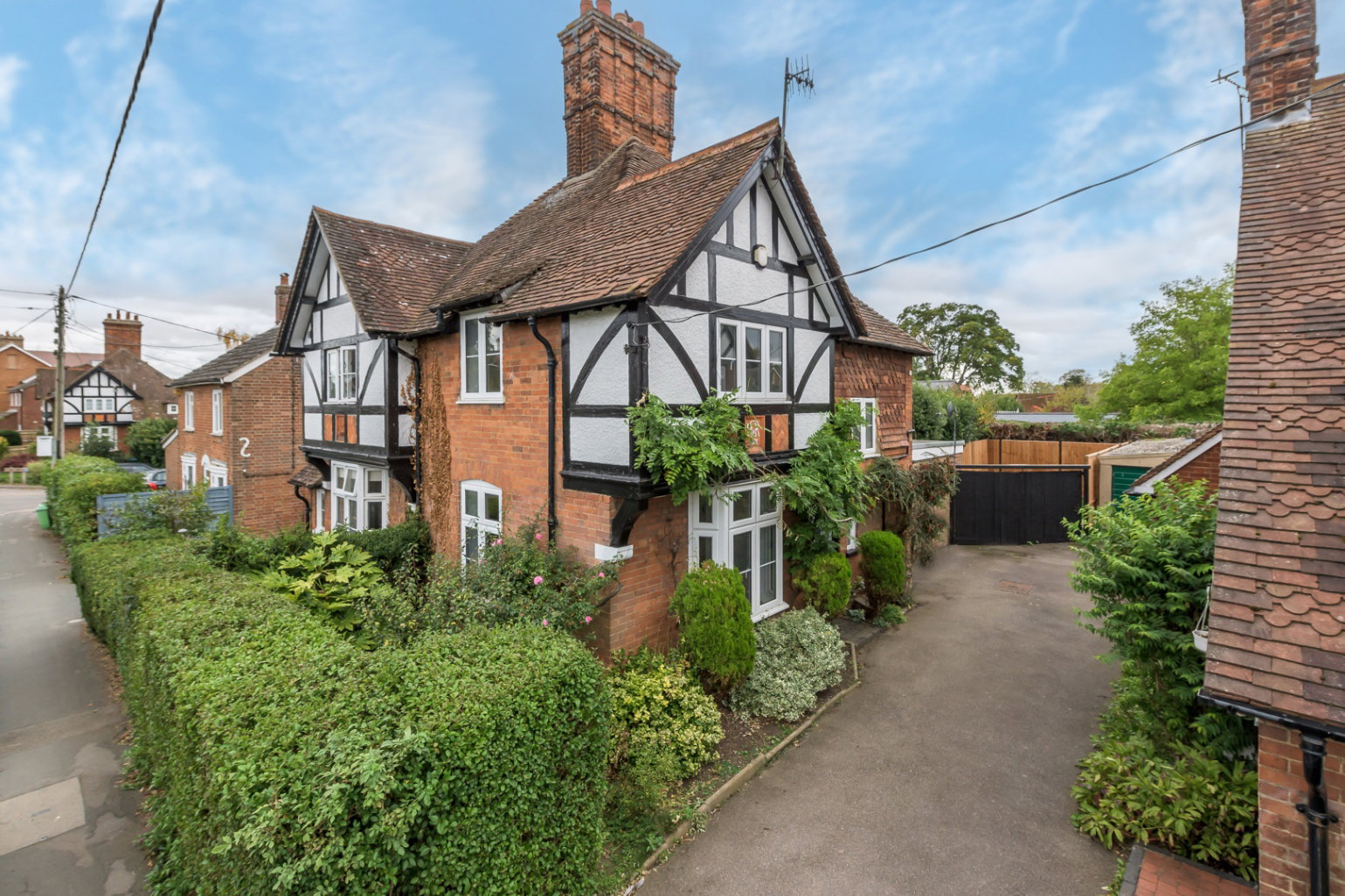 Semi Detached House in Aylesbury