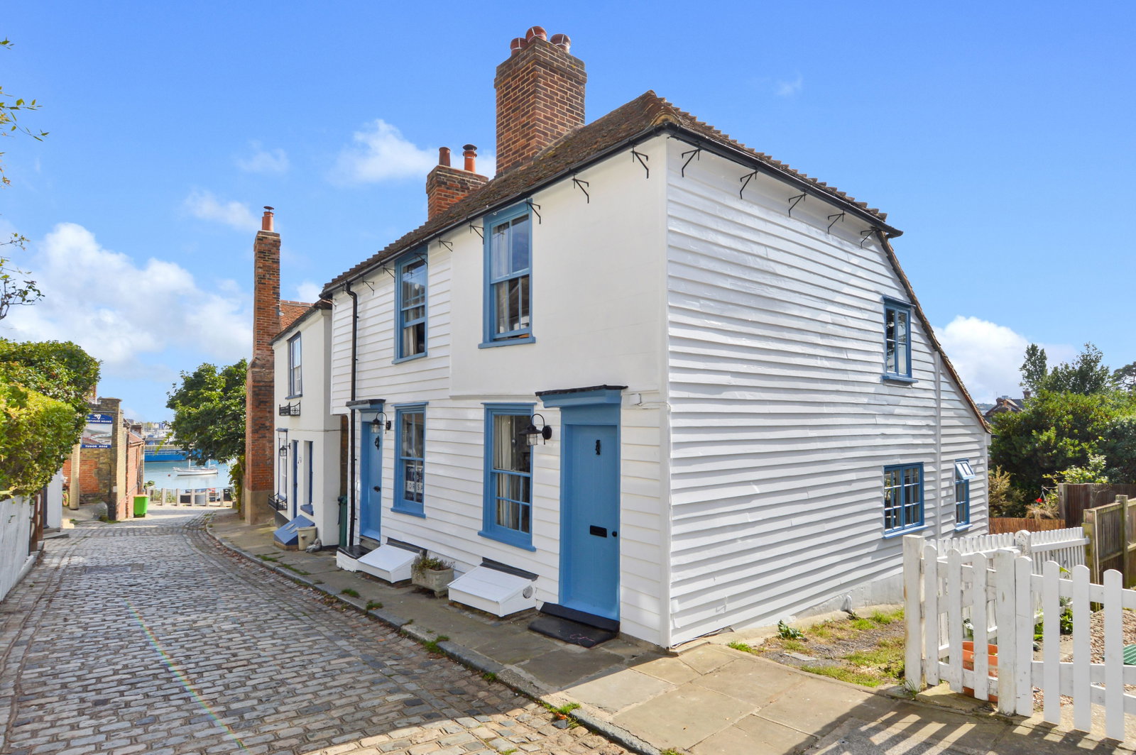 Link Detached House in Rochester