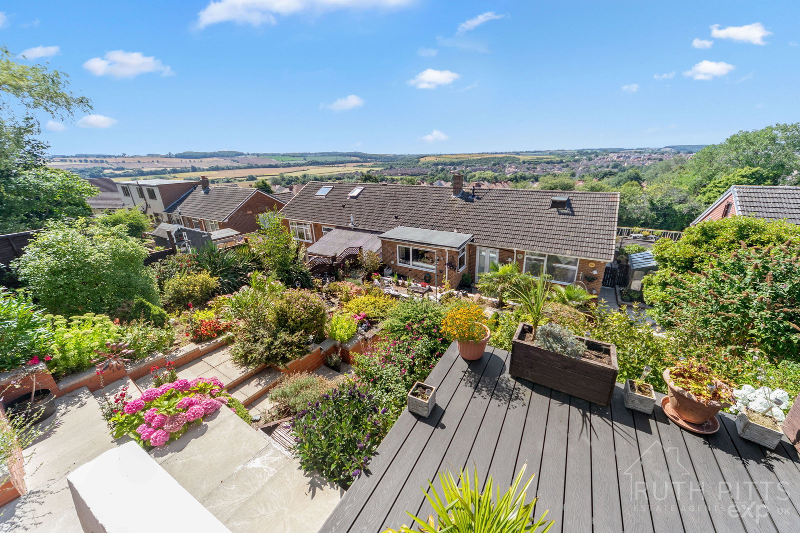 Semi Detached House in Pontefract