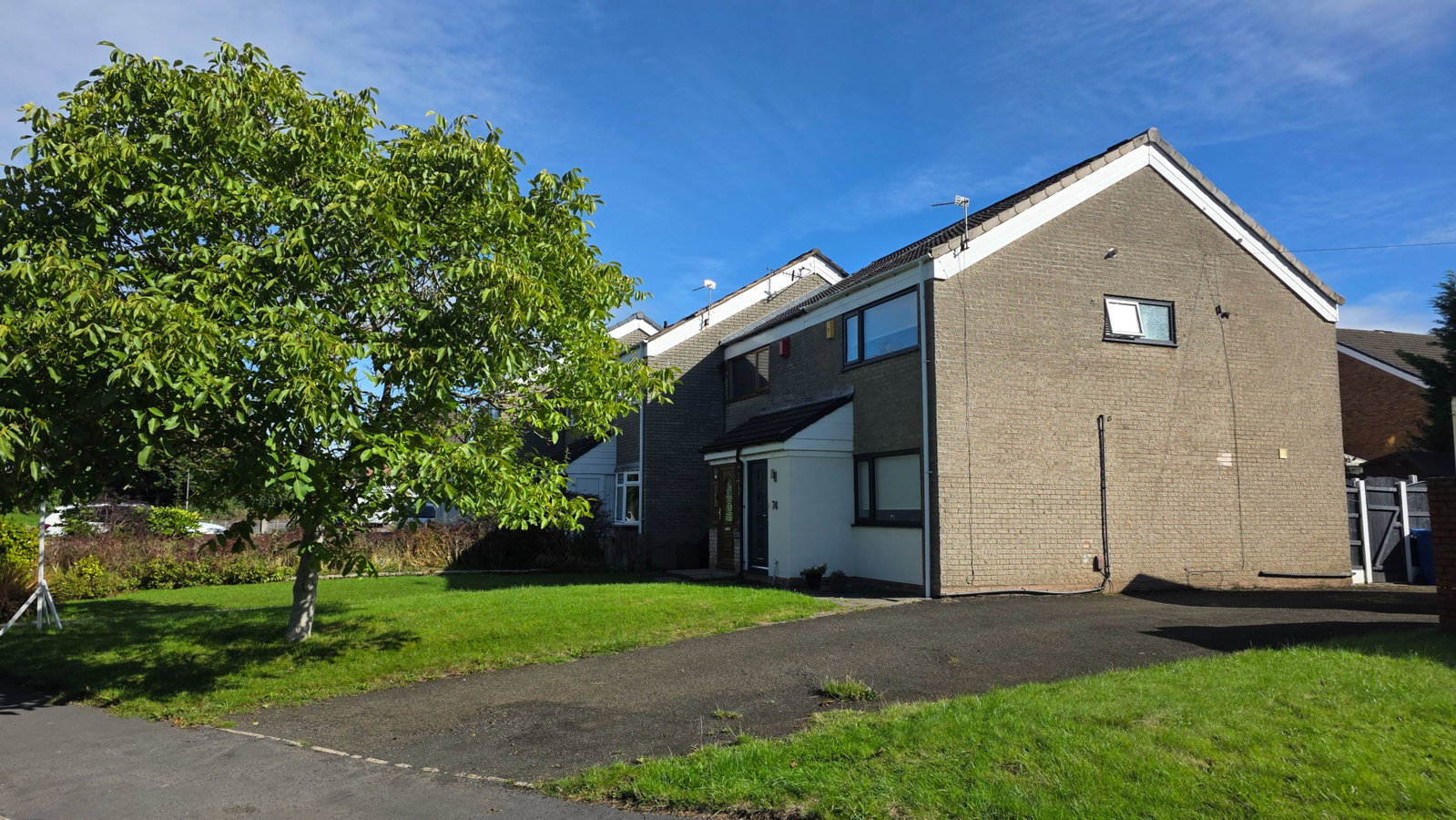 Semi Detached House for sale in Manchester, Stour Road, Astley M29 7HH