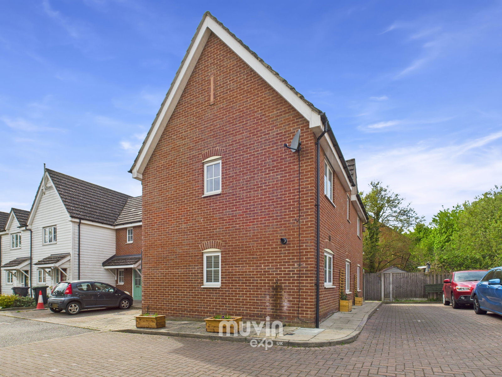 Semi Detached House in Dunmow