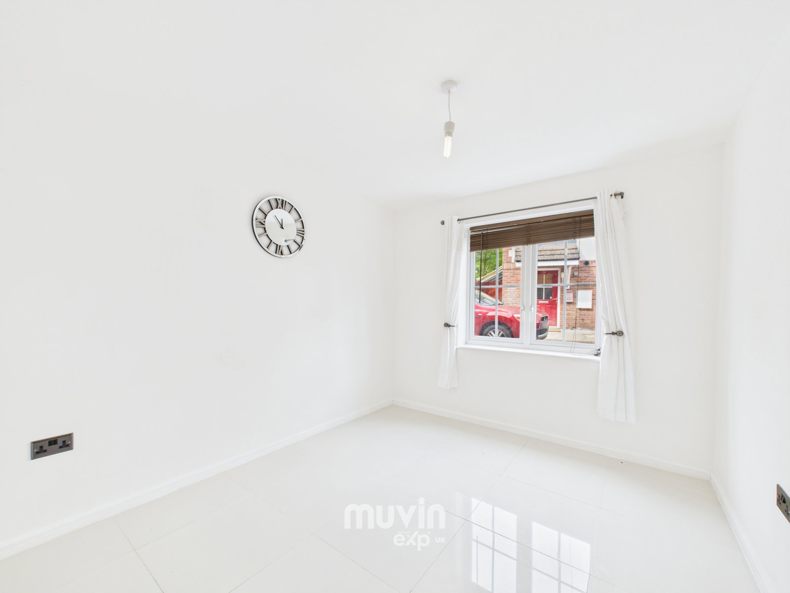 Semi Detached House in Dunmow
