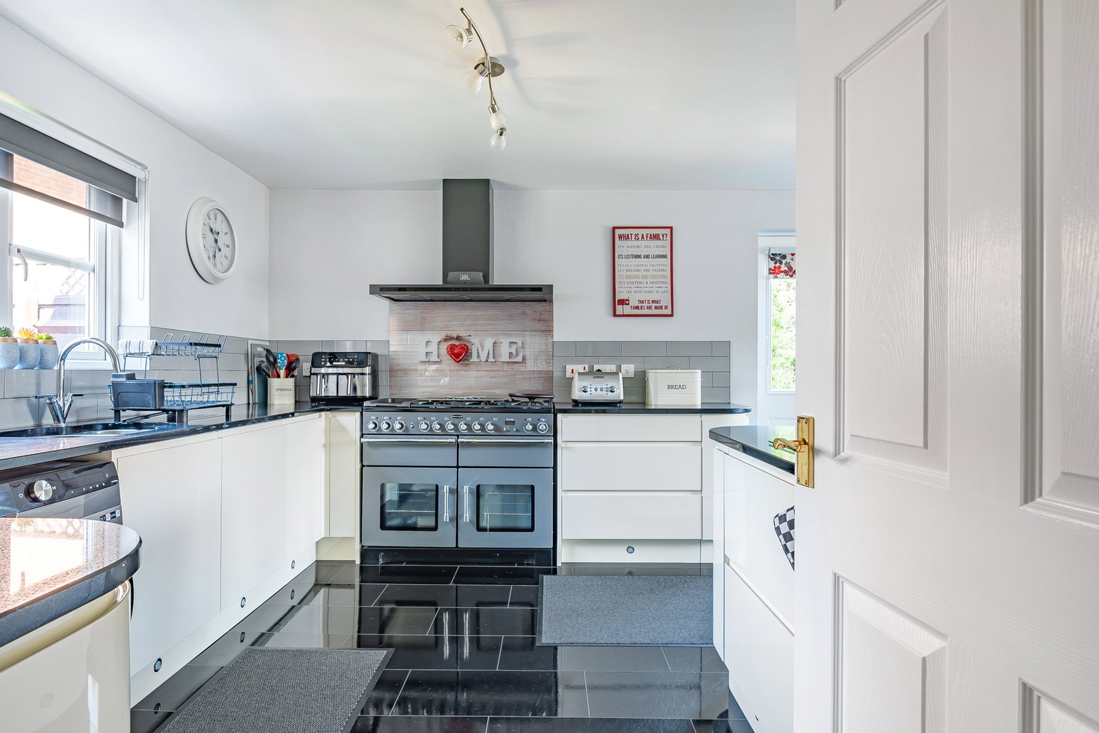 Detached House in Melksham
