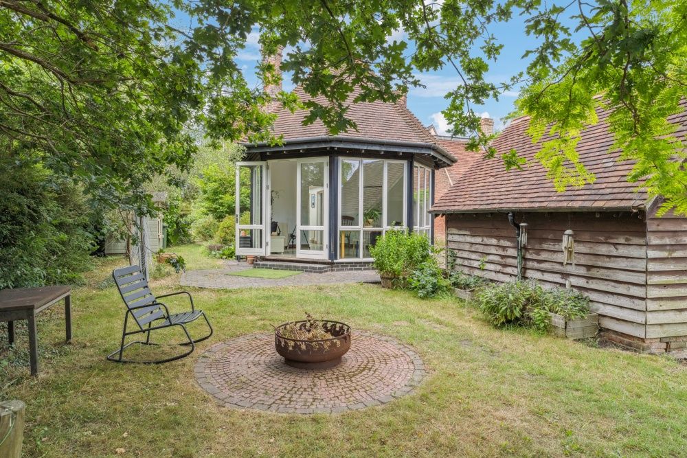 Semi Detached House in Rickmansworth