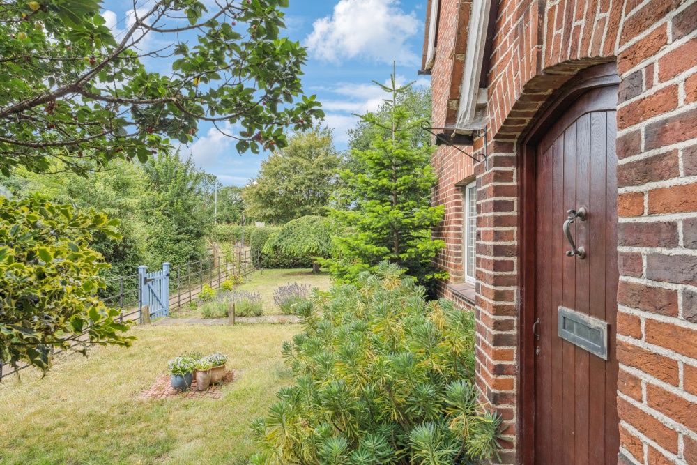 Semi Detached House in Rickmansworth