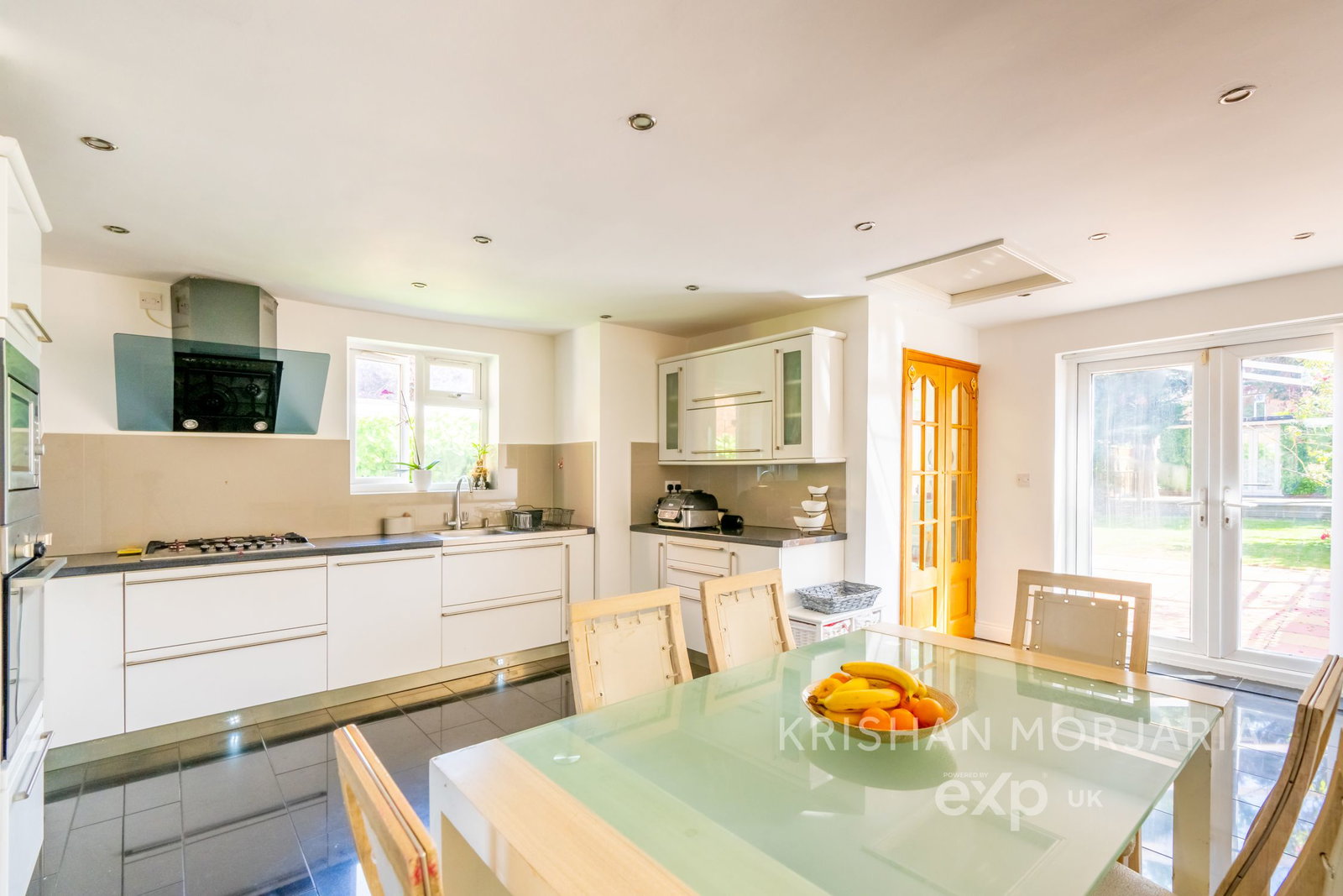 Semi Detached House in Leicester