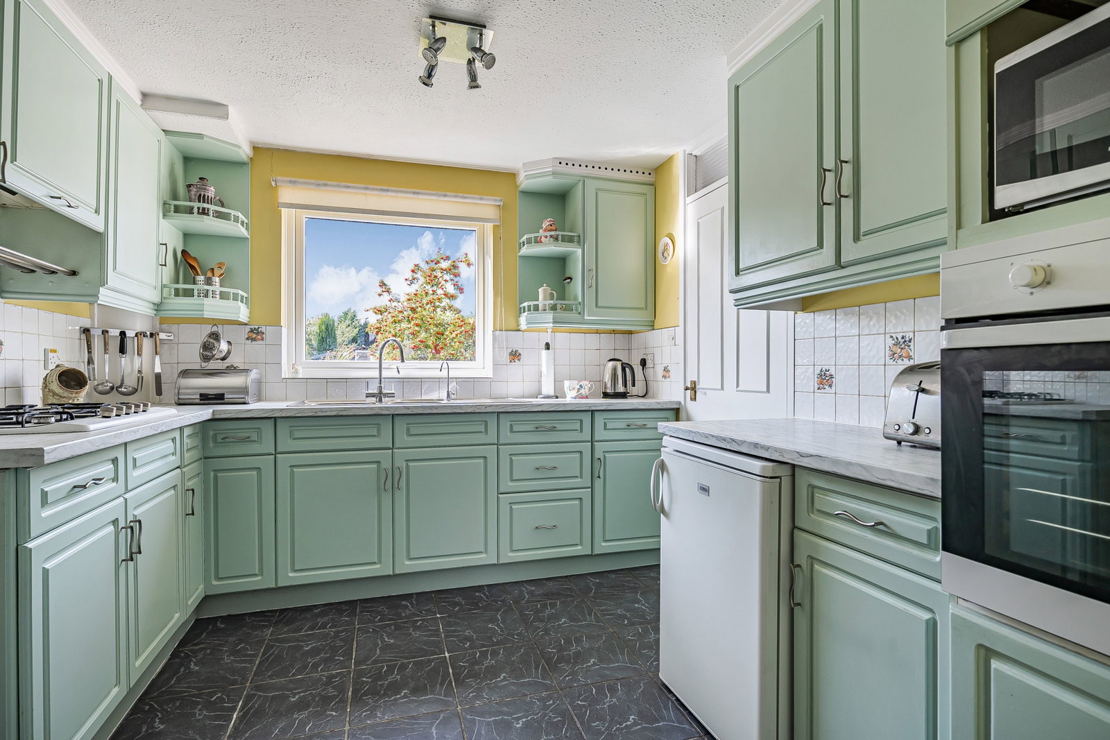 Semi Detached House in Melksham