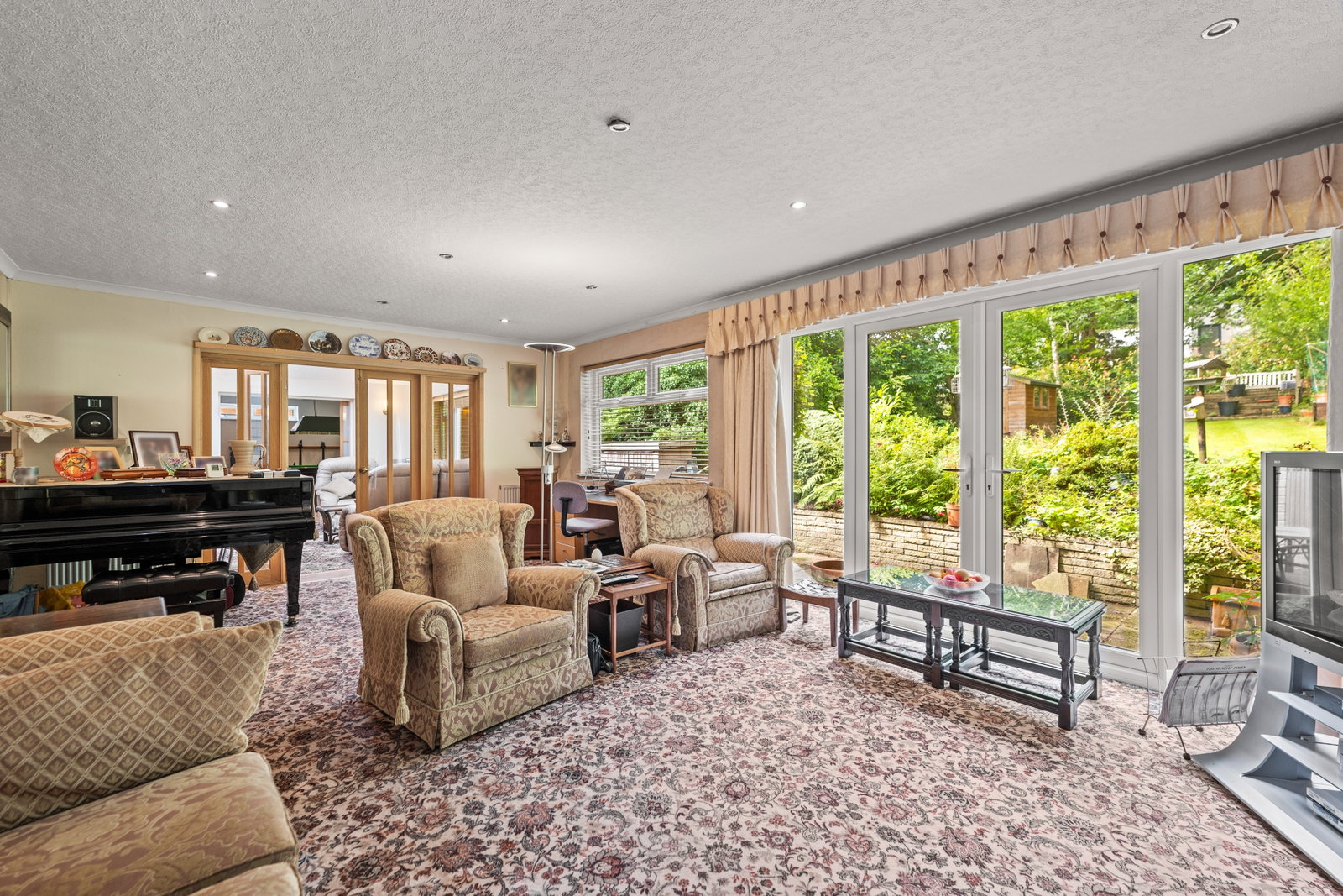 Bungalow in Macclesfield