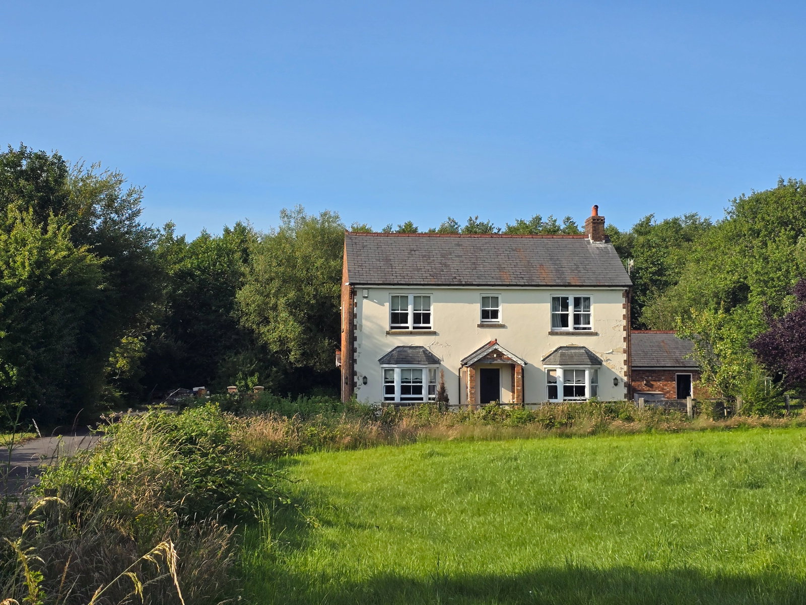 Detached House in Swansea