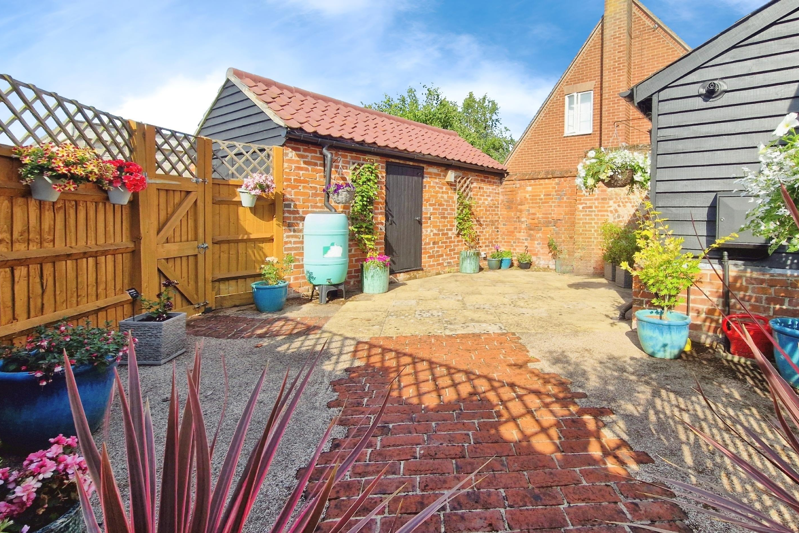 Detached House in Colchester