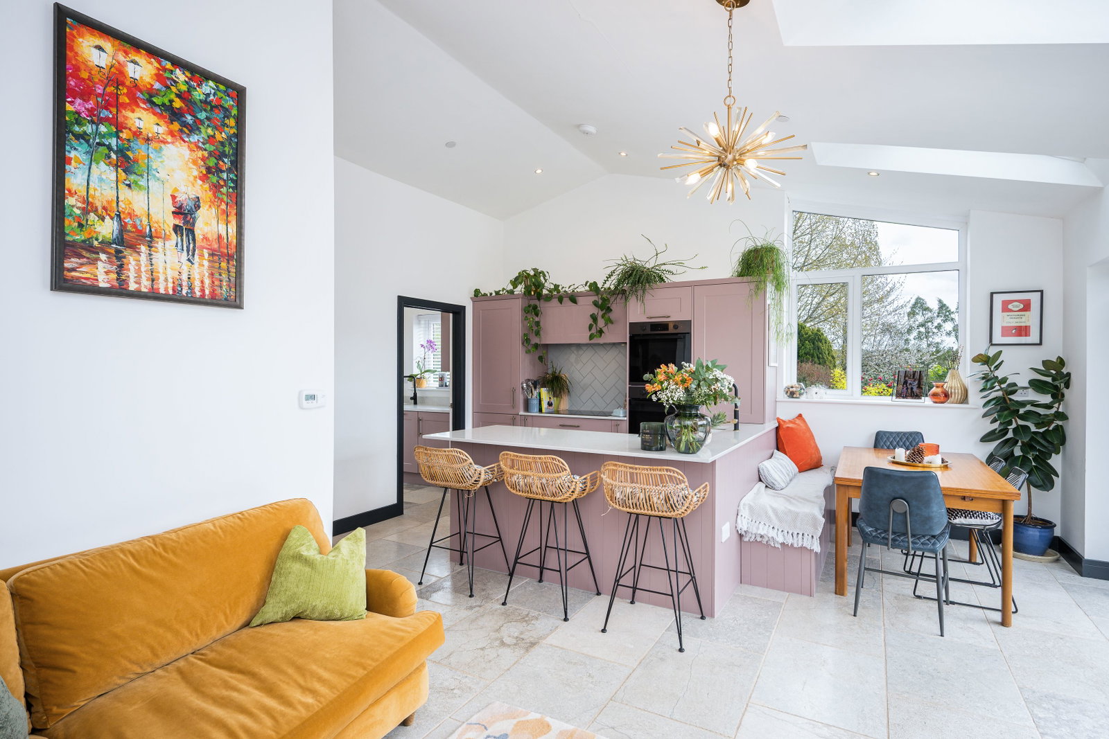 Detached House for sale in Abergavenny, Gwent Road, Abergavenny, 958 m²