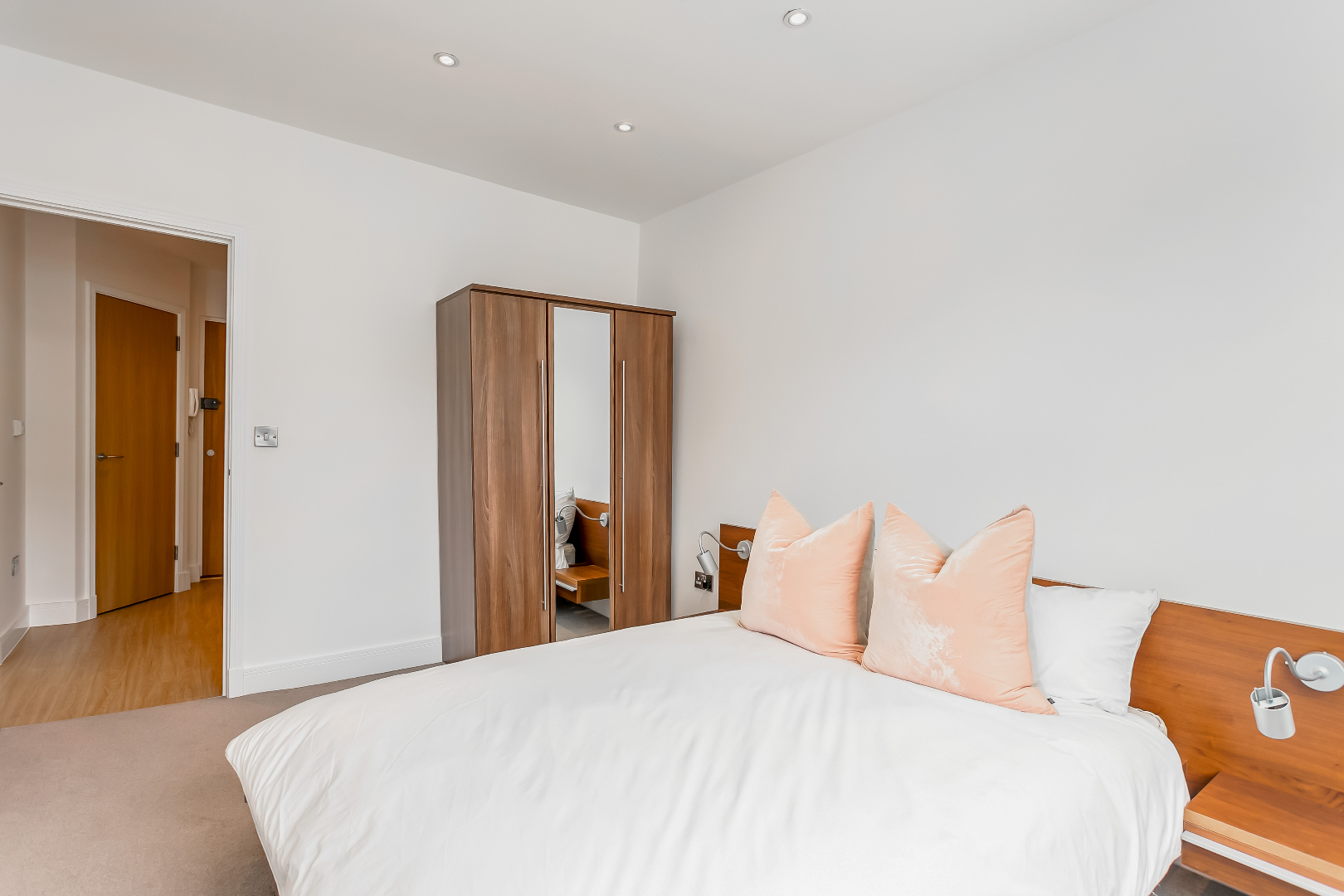 Flat for rent in London, Finchley Road, Hampstead, London, NW3, 412 m²