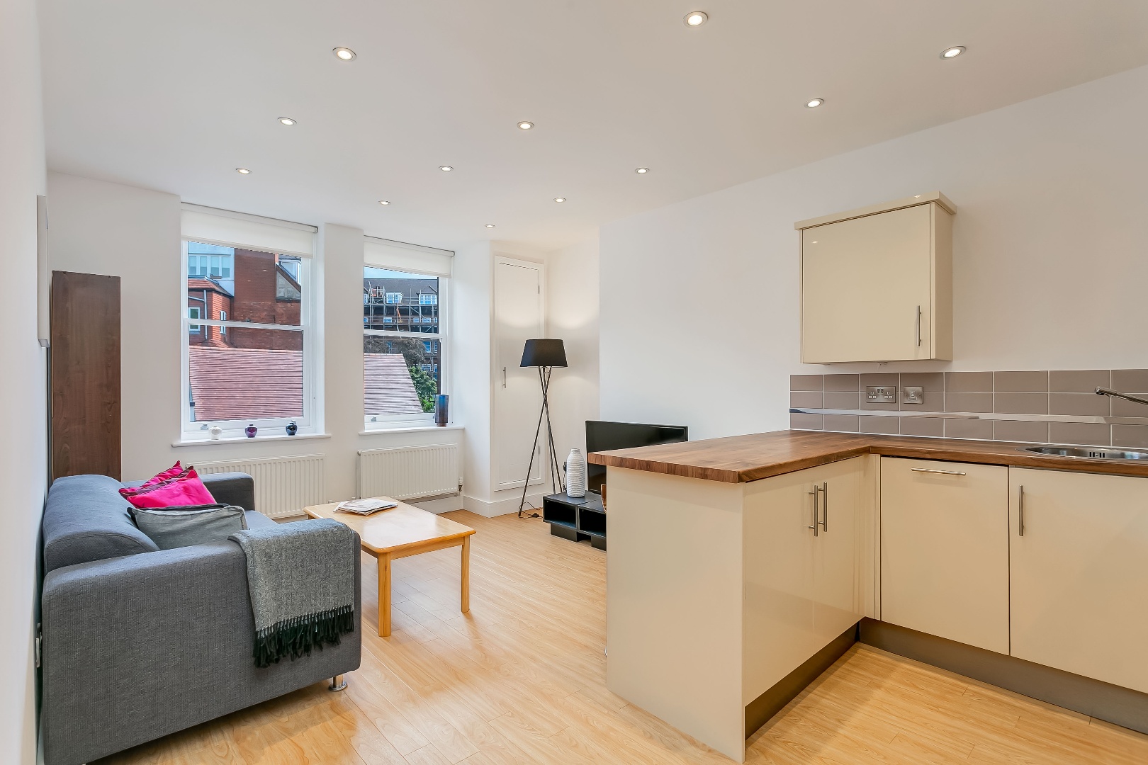 Flat for rent in London, Finchley Road, Hampstead, London, NW3, 412 m²