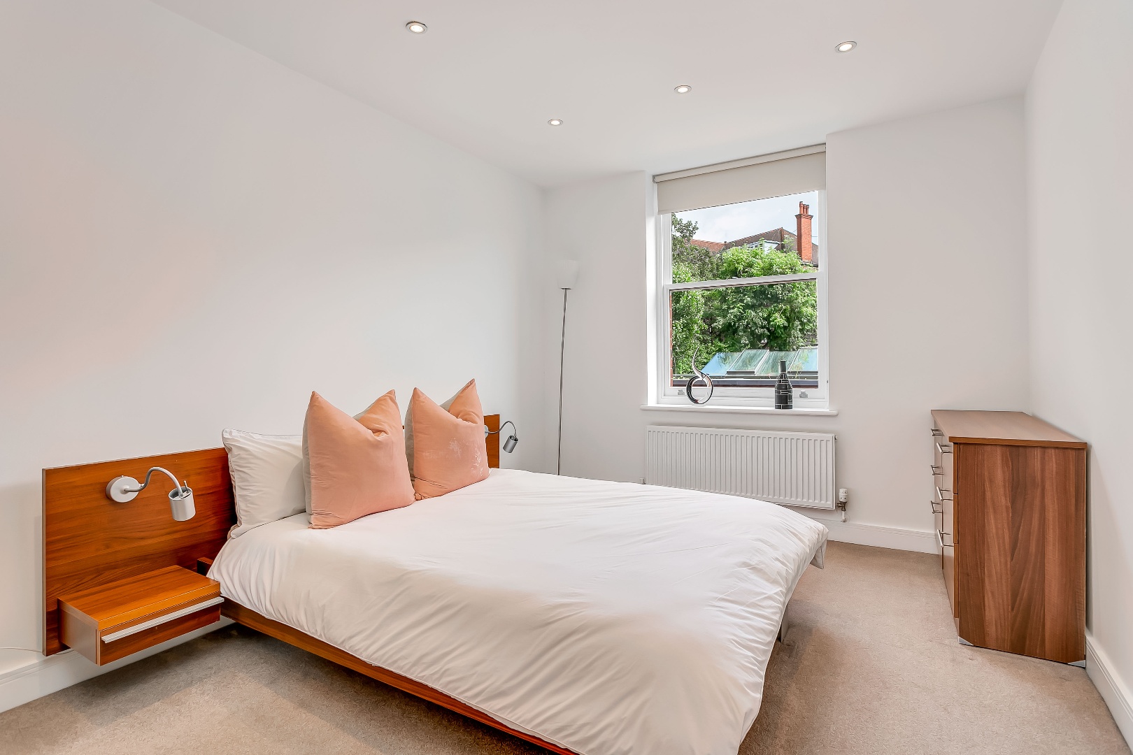 Flat for rent in London, Finchley Road, Hampstead, London, NW3, 412 m²