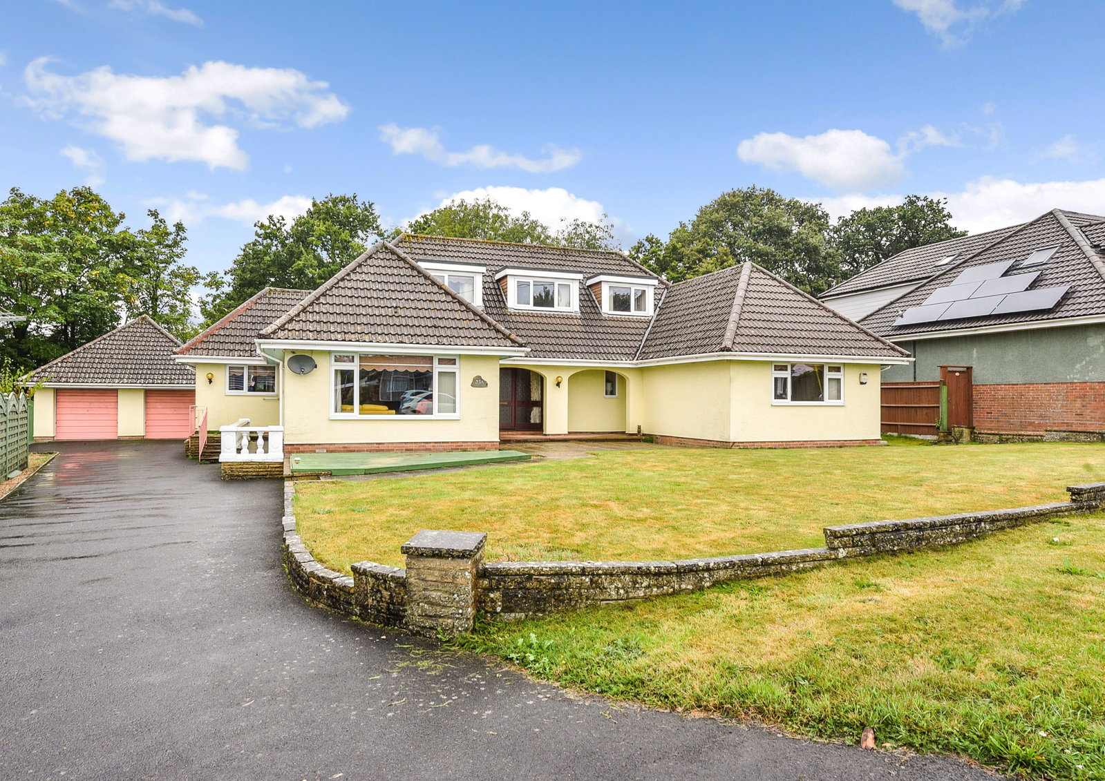 Bungalow in Southampton