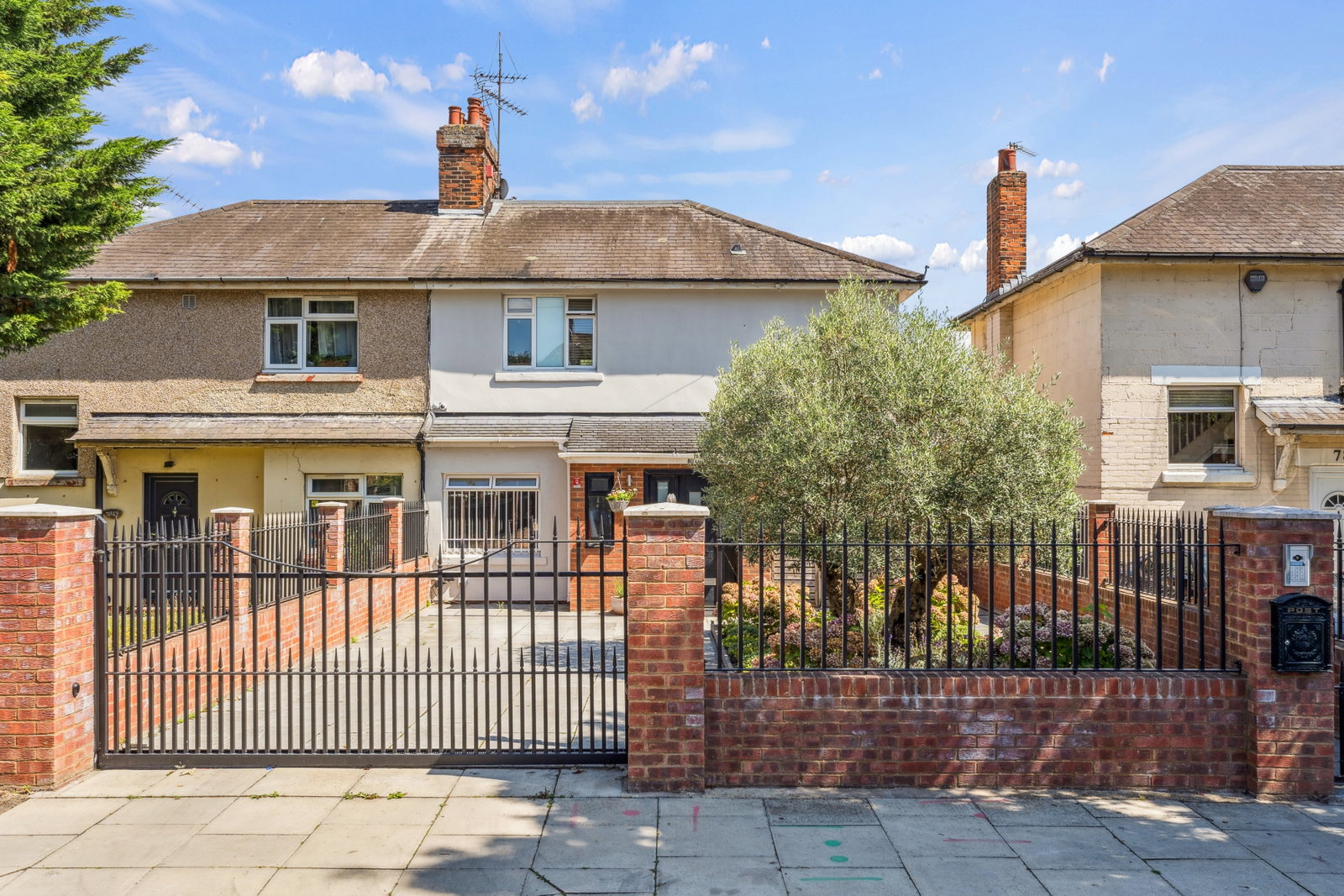 Semi Detached House in London