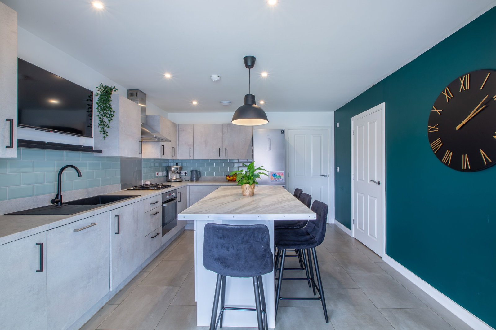 Semi Detached House in Normanton