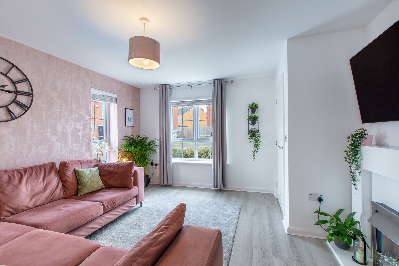 Semi Detached House in Normanton
