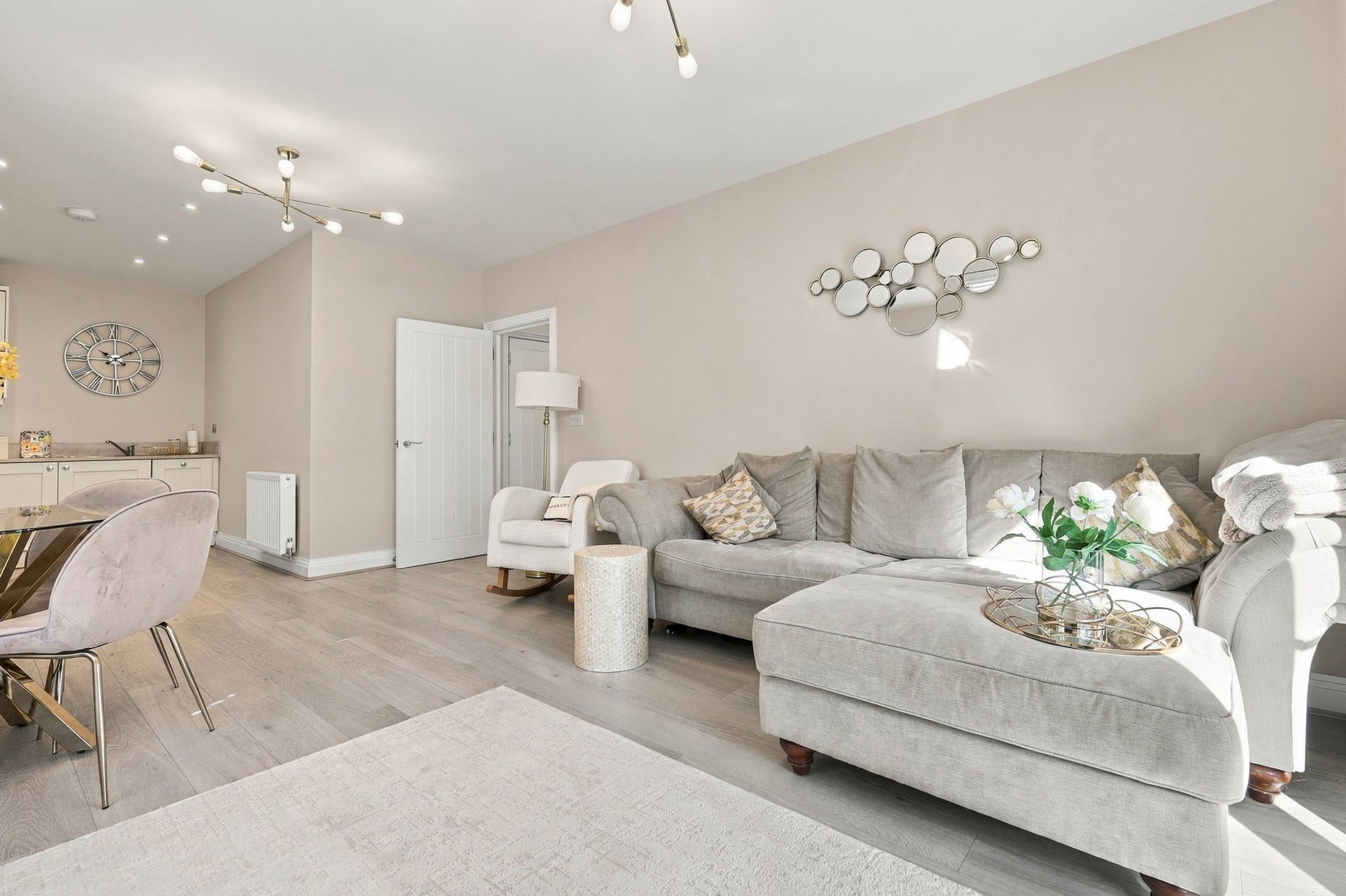 Apartment for sale in South Croydon, Tilbury Lodge, South Croydon, CR2, 584 m²