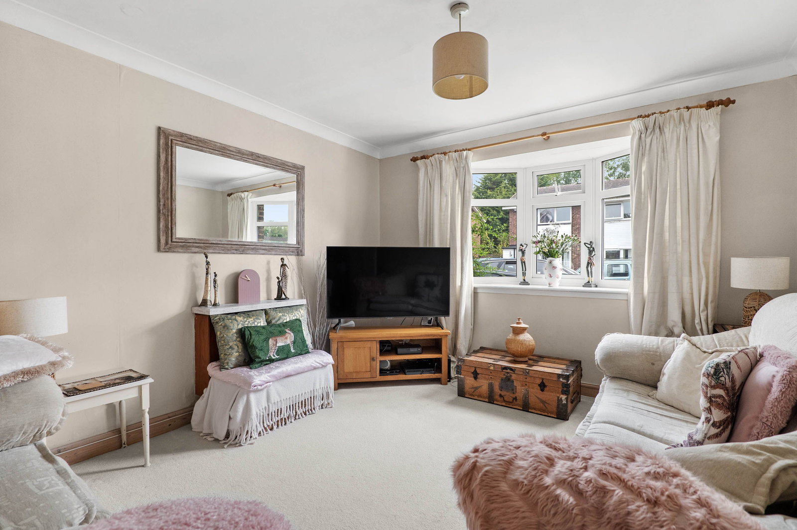 Semi Detached House in Redditch