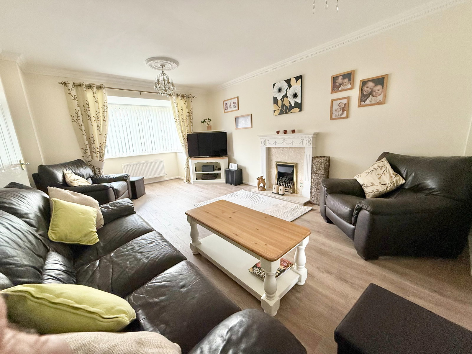 Detached House for sale in Telford, Gainsborough Way, Telford, TF5 0PS
