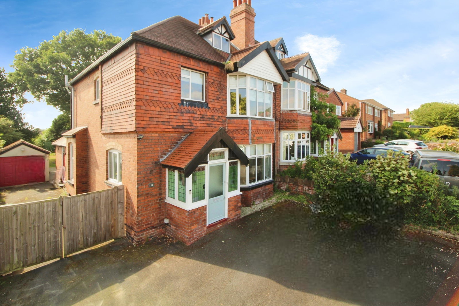 Semi Detached House in Kidderminster