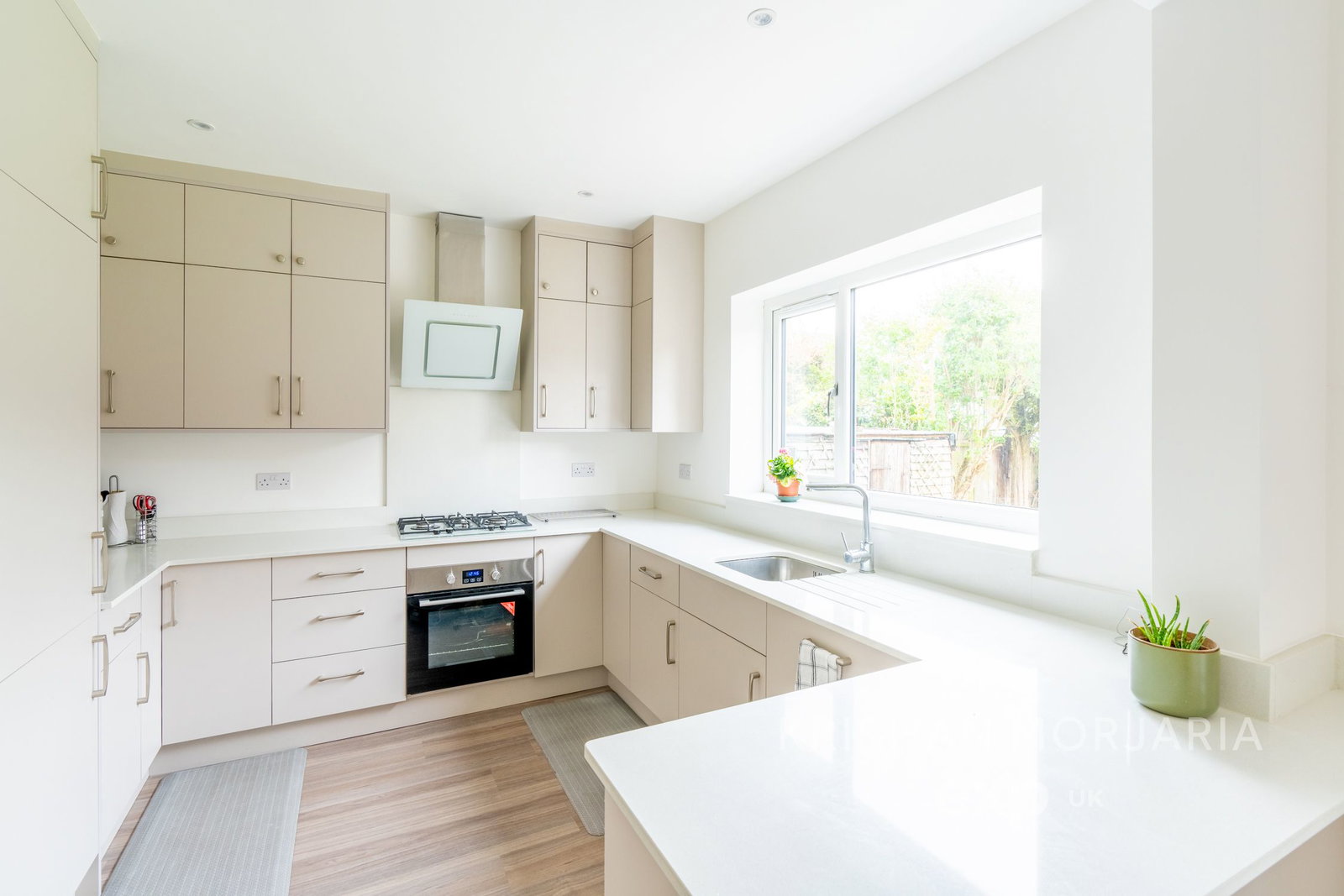 Detached House in Leicester