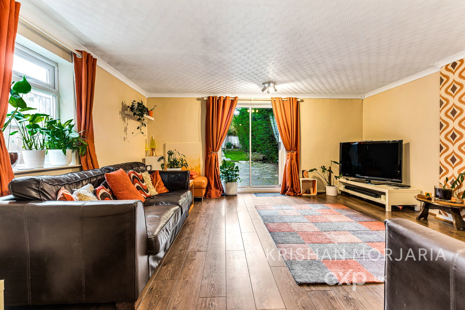 Semi Detached House in Leicester