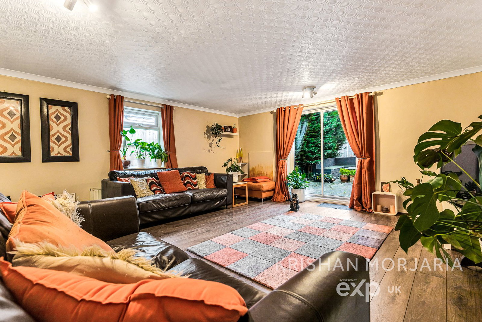 Semi Detached House in Leicester