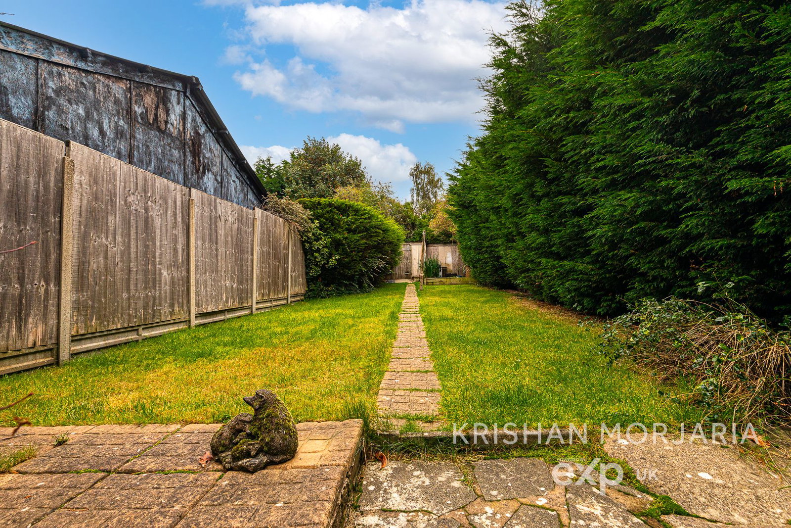 Semi Detached House in Leicester