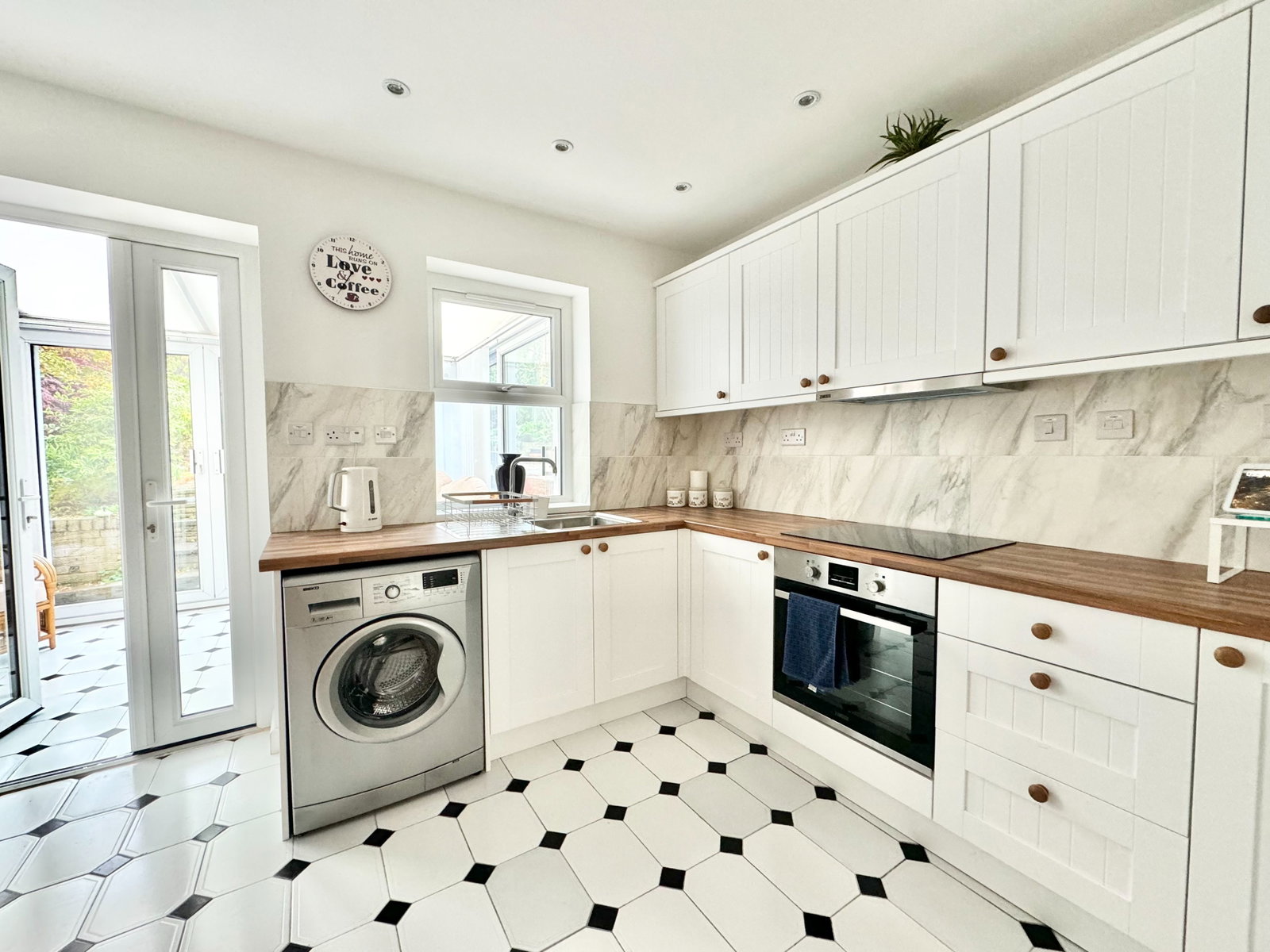 Semi Detached House in Redditch