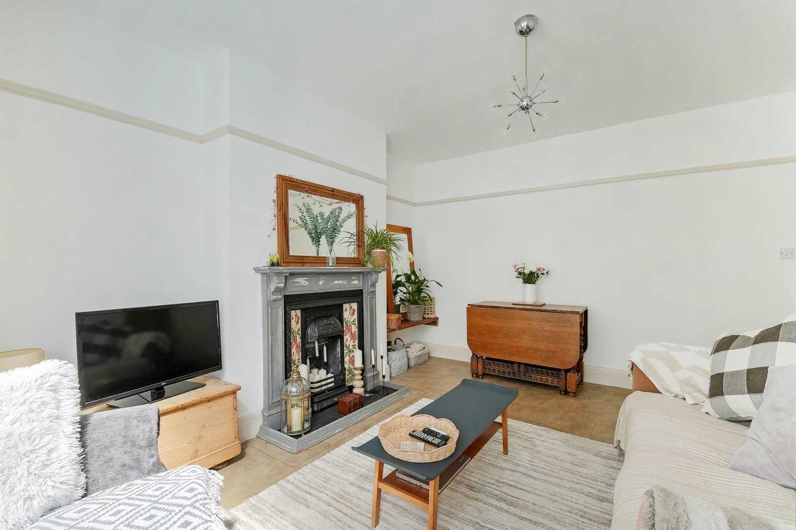 Semi Detached House in Sheffield