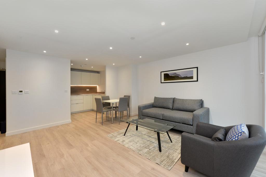 Apartment for sale in London, The Shoreline Building, Woodberry Down N4