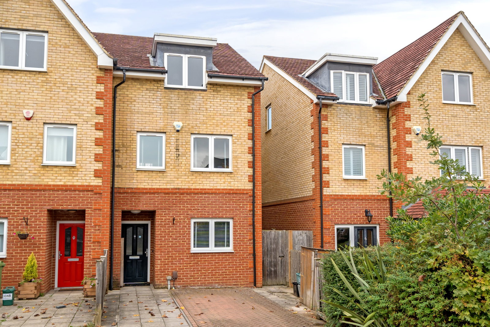 Semi Detached House for sale in Bromley, Cumberland Road, Bromley, BR2 0PW