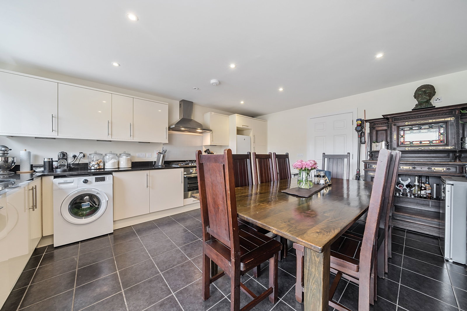 Semi Detached House for sale in Bromley, Cumberland Road, Bromley, BR2 0PW