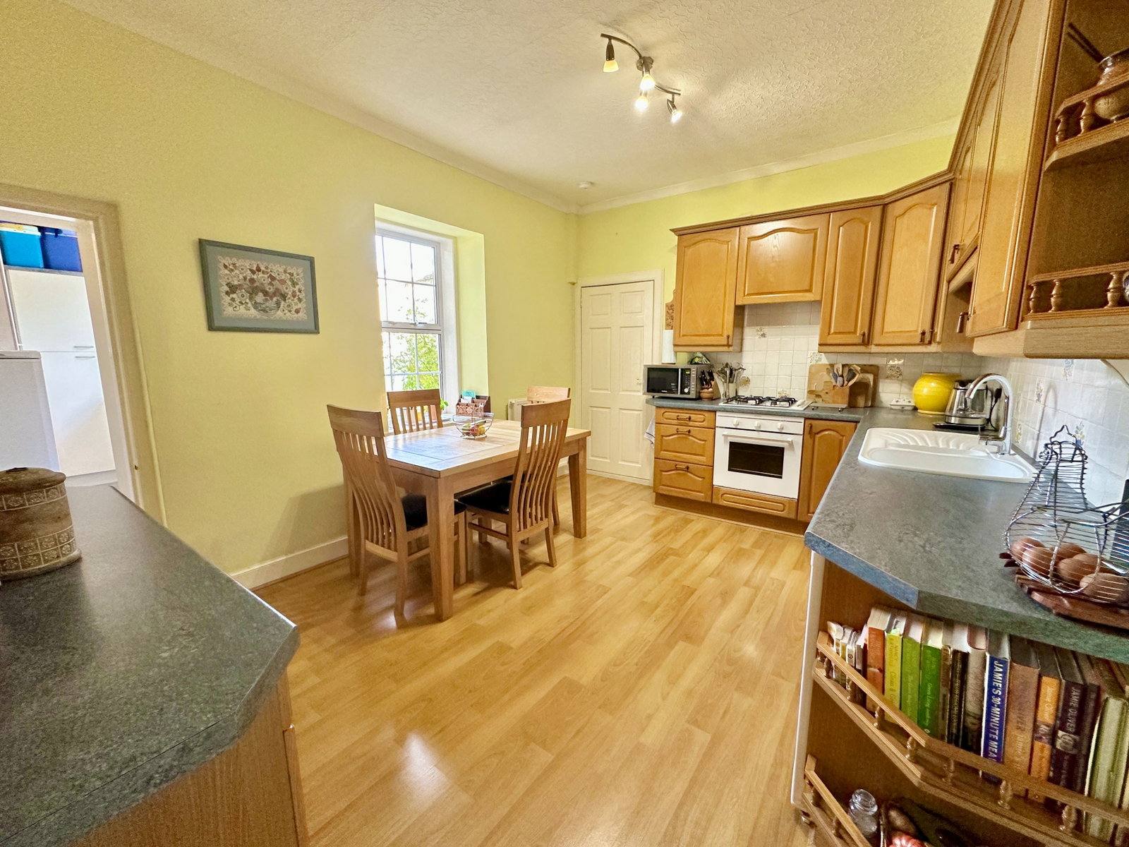 Terraced House in Inverness