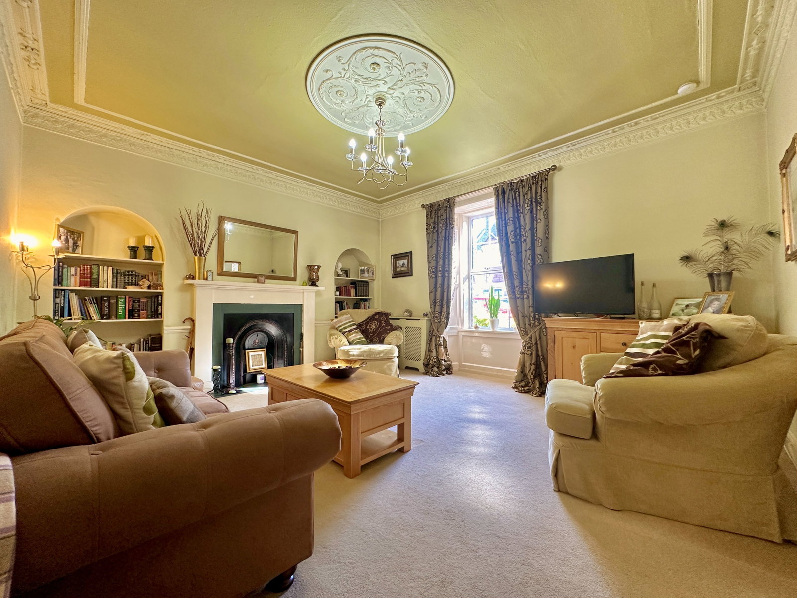 Terraced House in Inverness