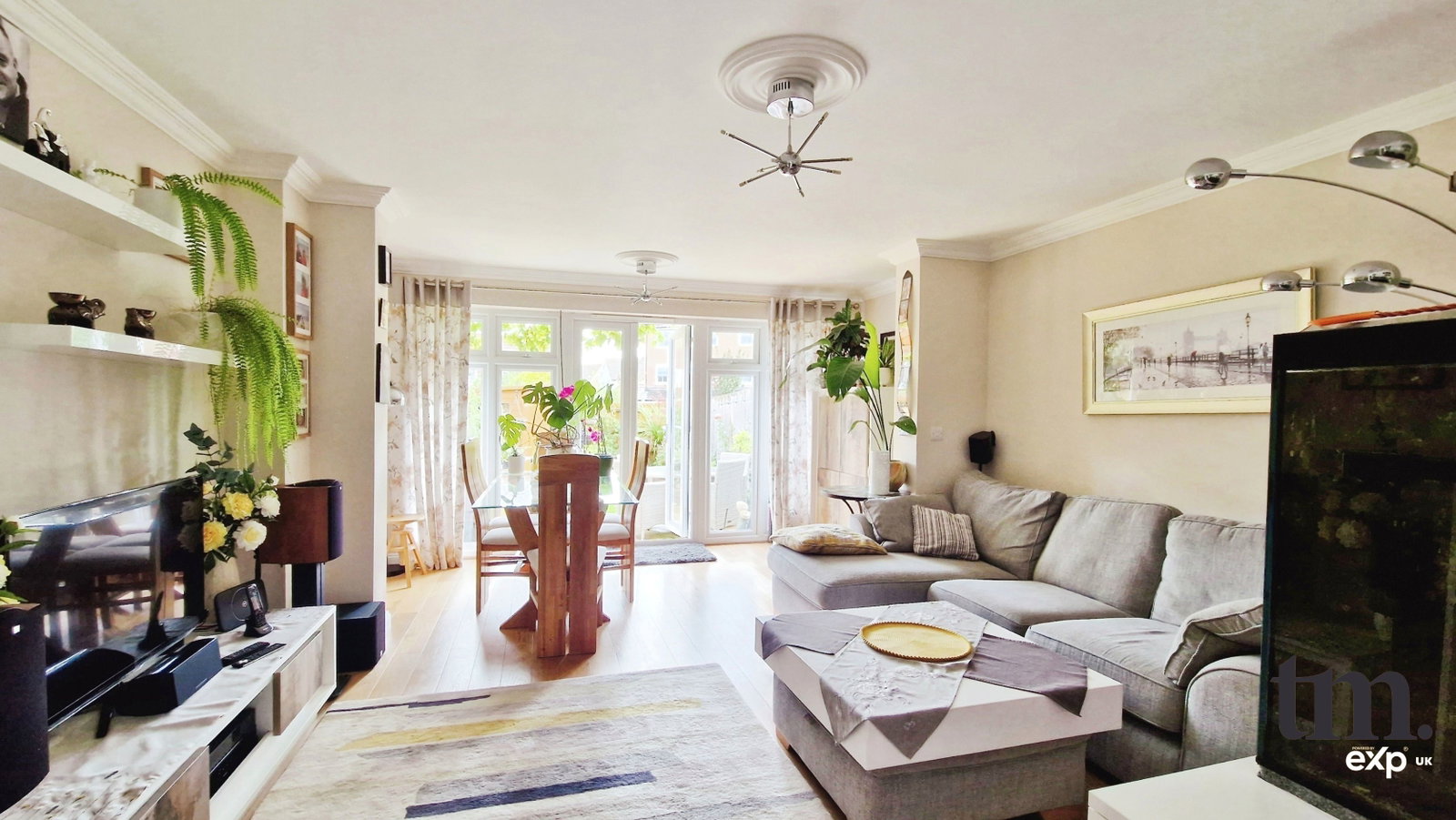 Semi Detached House in Dunmow