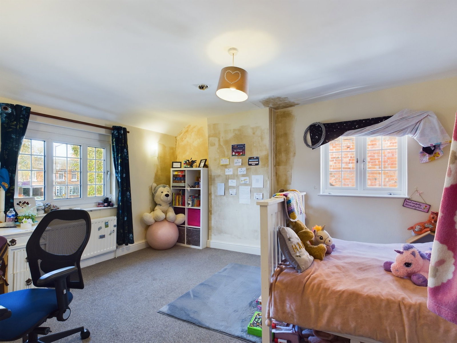 Semi Detached House in Southam