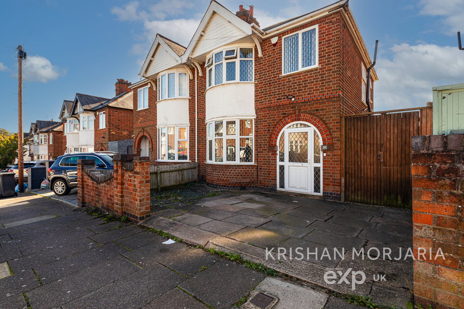 Semi Detached House in Leicester