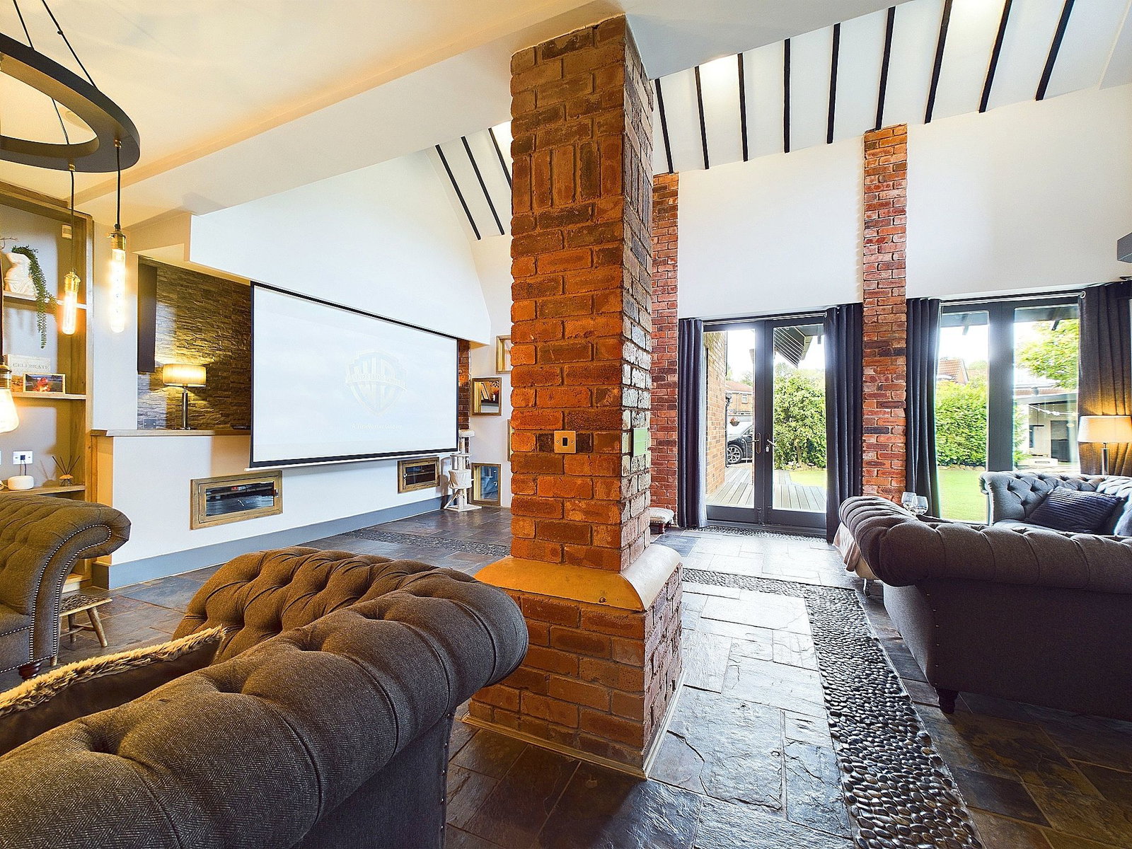 Detached House in Mansfield