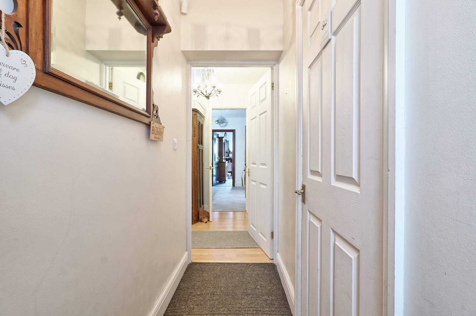 Semi Detached House for sale in Hornchurch, Laburnum Walk, Hornchurch, Havering, RM12, 1063 m²