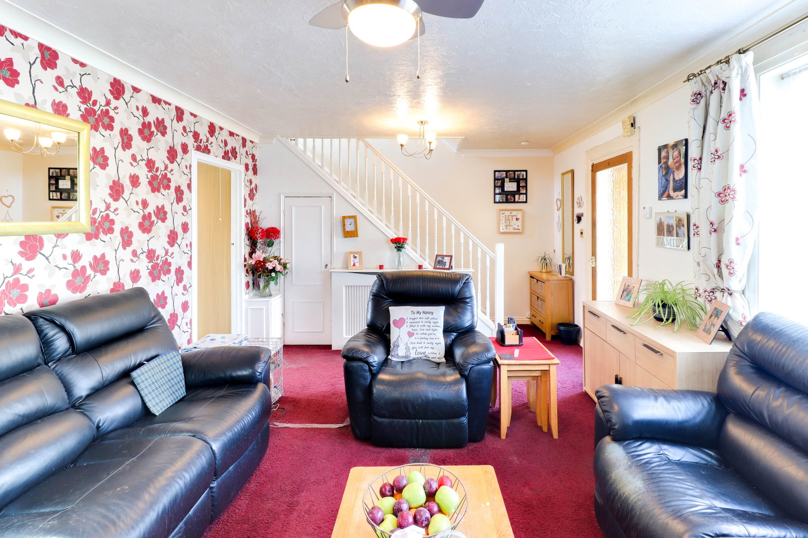 Semi Detached House in Cobham