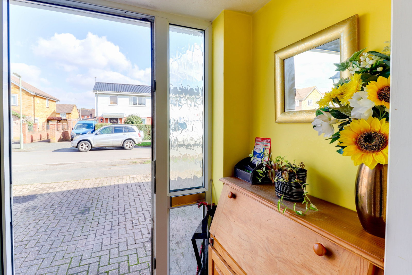 Semi Detached House in Cobham